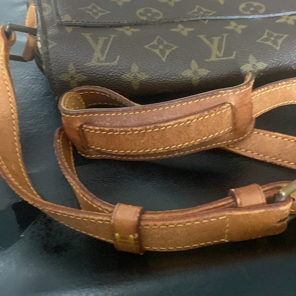 Louis Vuitton Brown and Gold Monogram Crossbody Bag - Picture 3 of 10